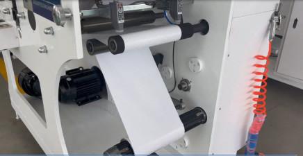 Machine automatique de découpe à mouture ronde à ronde pour étiquettes autoadhésives