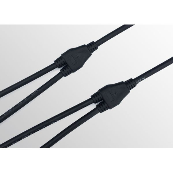 2 To 1 Solar Panel Branch Connector With PPO Waterproof IP67 CE Certification