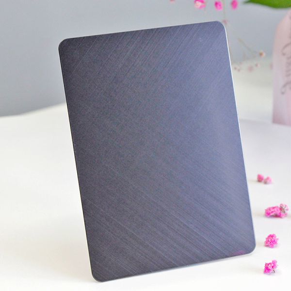 O padrão 304 de JIS escovou a placa de aço inoxidável da linha fina de aço inoxidável da folha 316