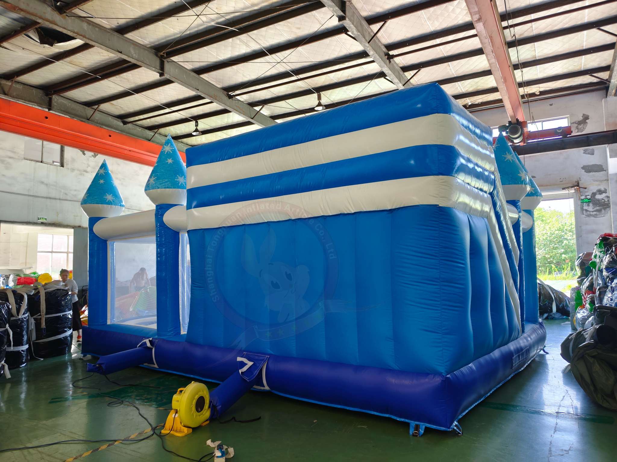 Inflatable Penguin Bounce House Slide Combo Blue Theme Kids Castle With Bounce Area Climbing Section Mesh Walls Rental Playground Equipment