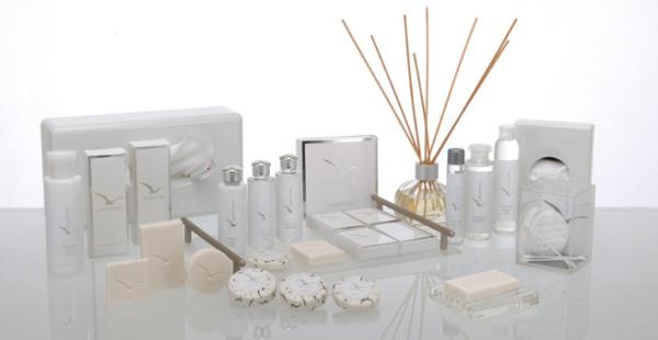 hotel cosmetic box