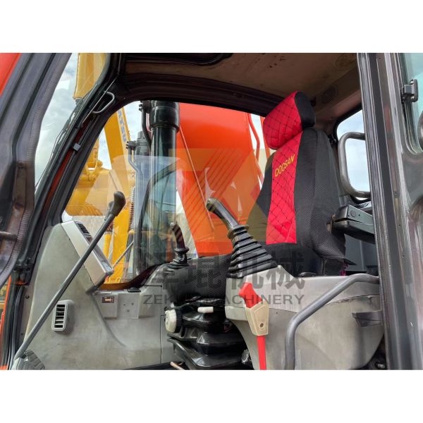 Used Doosan DX225-7 DX225-9 Excavator 23Ton with 0.92m³ Bucket