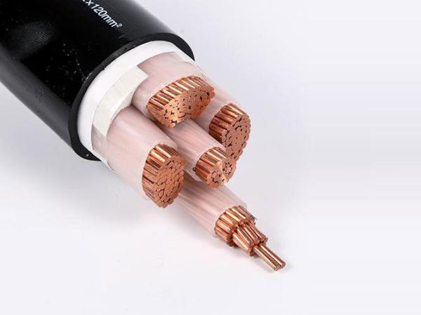 Cabos elétricos blindados isolados XLPE de cobre de 25 mm2 para execução de construção