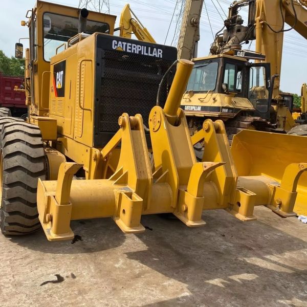 Second hand Caterpillar 140H Motor Grader with Cummins Engine 0-2000 Working Hours