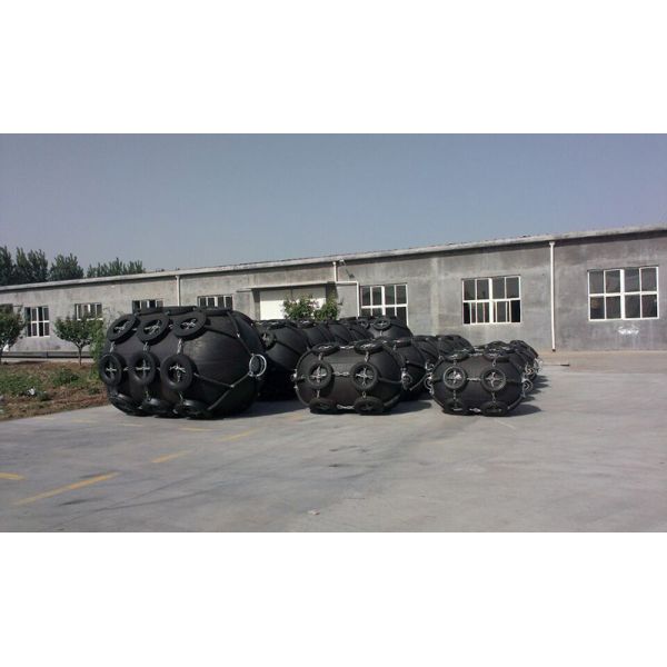 Dia 0.5m-4.5m Pneumatic Rubber Fender For STS Project And Port Terminal