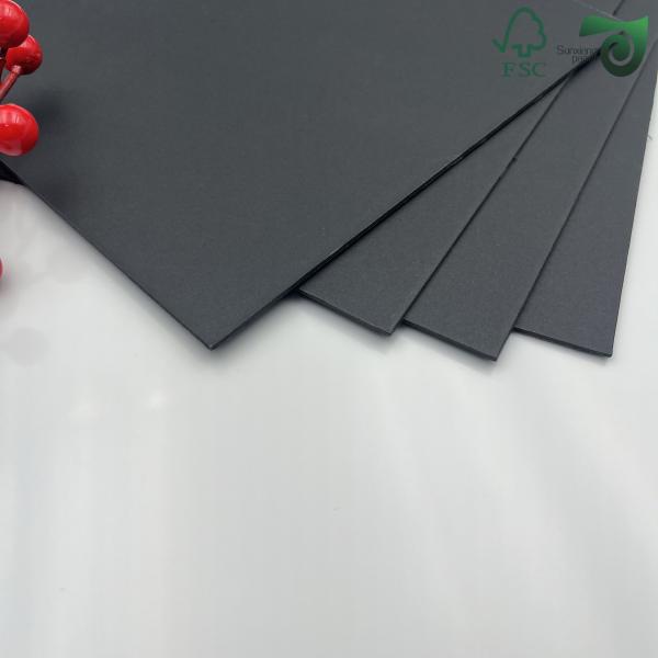 310gsm Coated Black Core Board FSC 70cm 100cm High Stiffness For Playing Cards