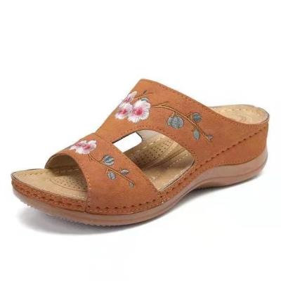 BS141 Summer New Amazon Women'S Shoes Hollow Flower Embroidered Sandals Slope Heel Large Size Women'S Slipper Sandals Ch