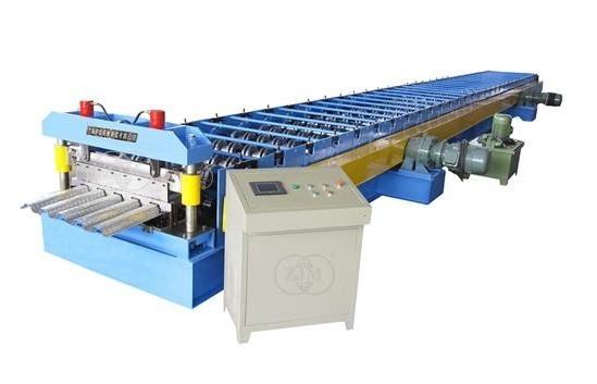 PLC Control Roof / Wall Panel Color Steel Plate Roll Forming Machinery CE Approved