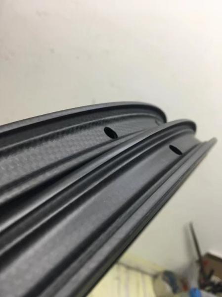Compatible Tubuless Rims 700C 35MM 25mm Wide Road Bicycle Carbon Clincher Tubuless Rims Used for V&Disc Brake