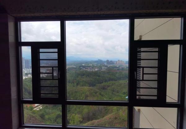 Customized Aluminum Casement Windows with Powder Coating Soundproof Insulation Glass