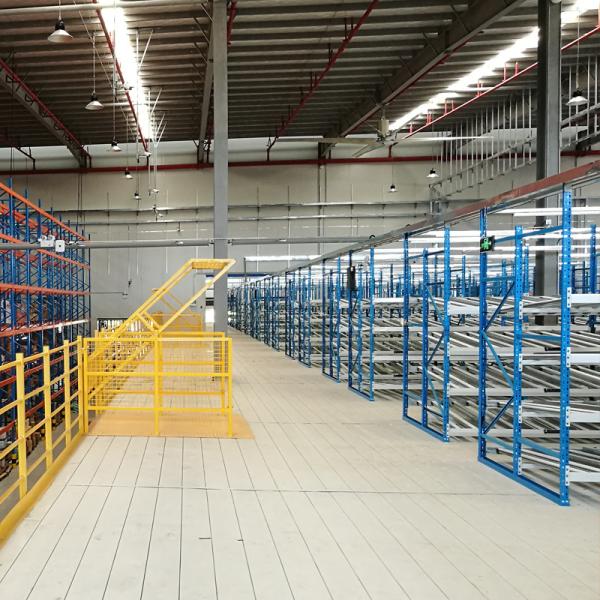 Equipamento de armazenamento de material de construção
