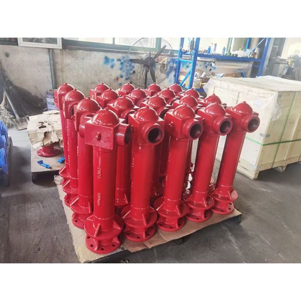 Pillar Vertical Fire Hydrant Ductile Iron For Municipal Construction