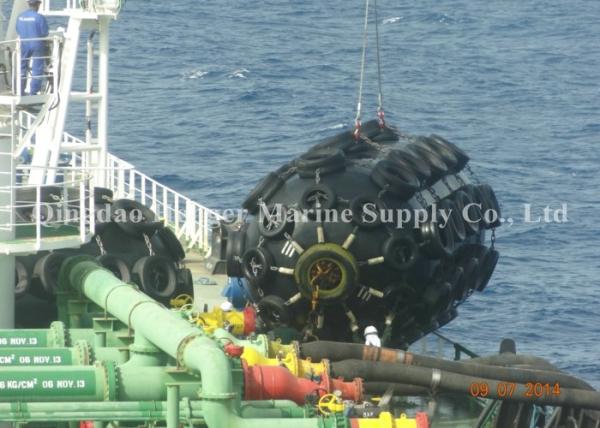 Anti - Aging Natural Rubber Floating Marine Rubber Fender With Chain Net