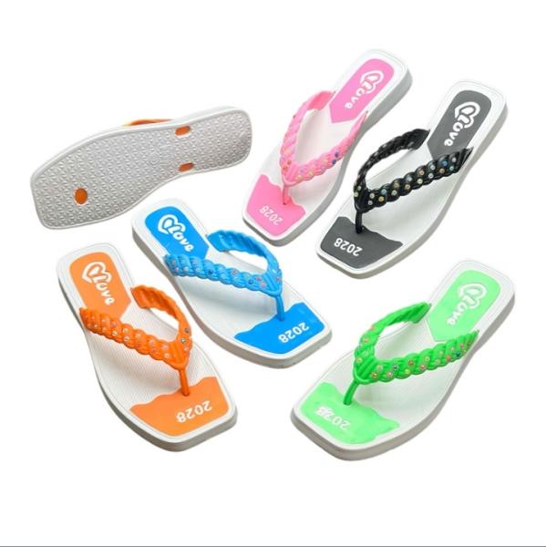 EVA Women Love Pattern Beaded Strap Flip Flops Anti-slip Summer Beach Sandals