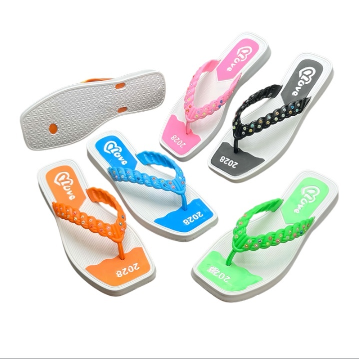 EVA Women Love Pattern Beaded Strap Flip Flops Anti-slip Summer Beach Sandals