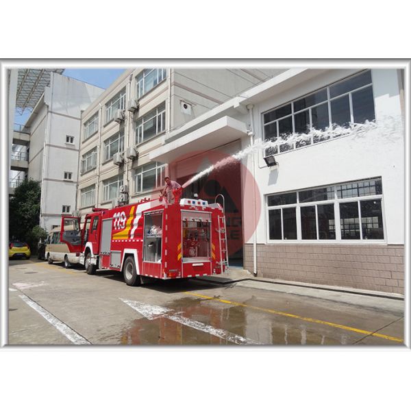 8T Fire Fighting Vehicle Euro IV High Visibility Customized Design Acceptable