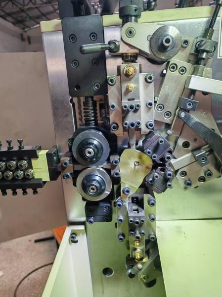 Three Axis CNC Spring Machine High Precision Spring Manufacturing Machine