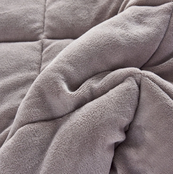 Double Face Flaneel Fleece with Luxury Microfiber Hotel Down Quilt Supplier