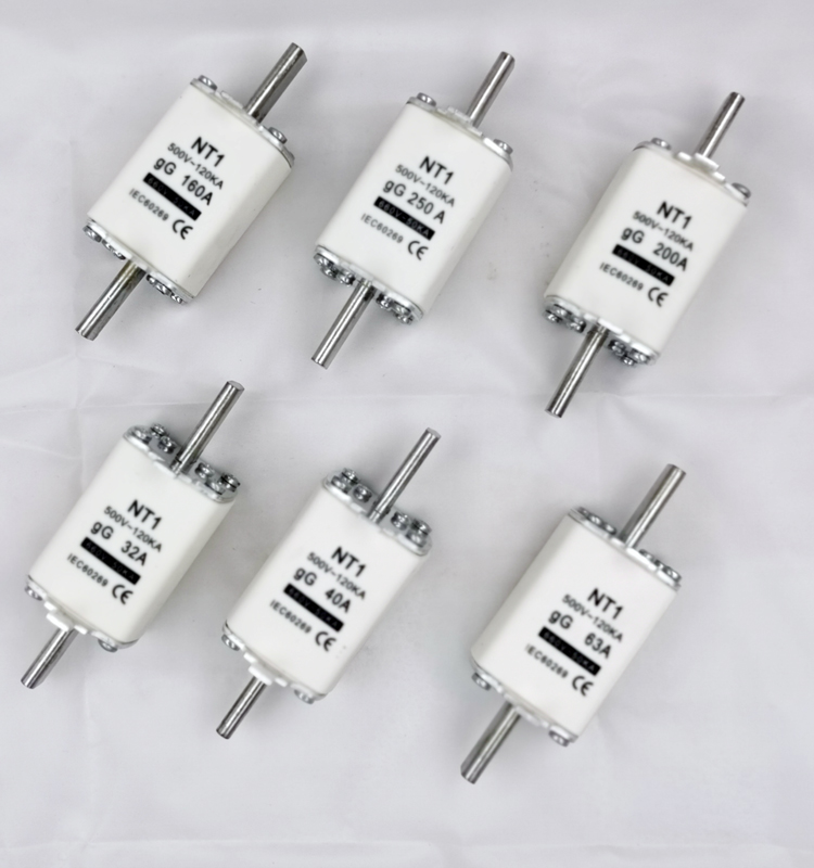 High Breaking Capacity 500V 120KA 200A HRC Ceramic/Copper Fuse Link Low Voltage Fuse Block Thermal Usage CE/TUV Certified