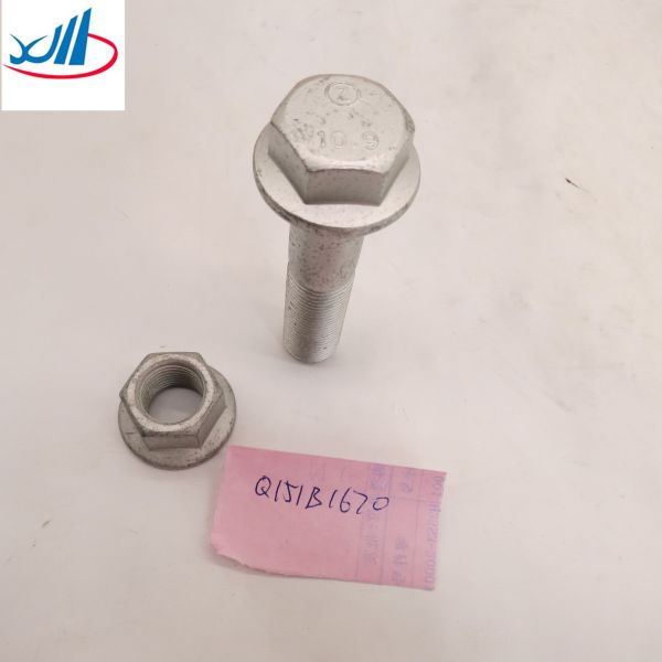 Truck Spare Parts High quality Hexagonal head bolt Q151B1670 cars and trucks
