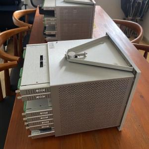 3500/05-01-01-00-00-01 ベントリー ネバダ 3500/05 3500シリーズモニターモジュールと電源のためのシステムラック