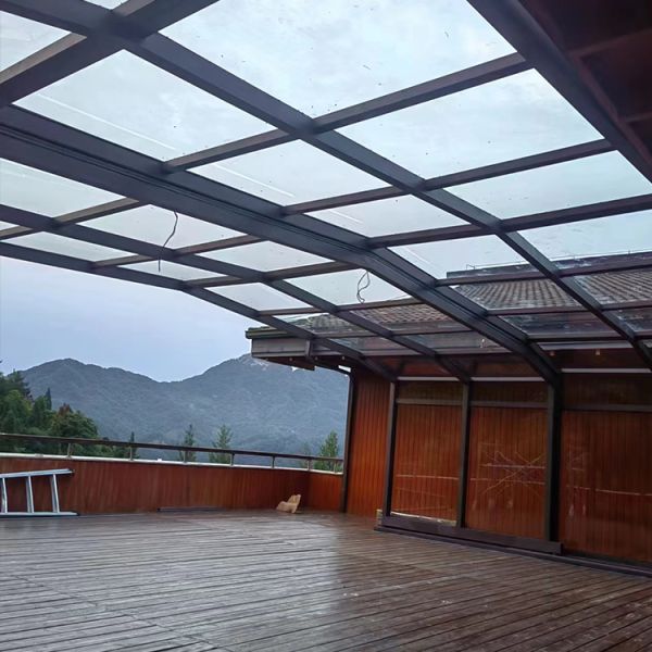 Luxury Retractable Glass Sunroom with Flat/Triangle Roof Molding 4 Season Sliding Open Style for Hotels Apartments
