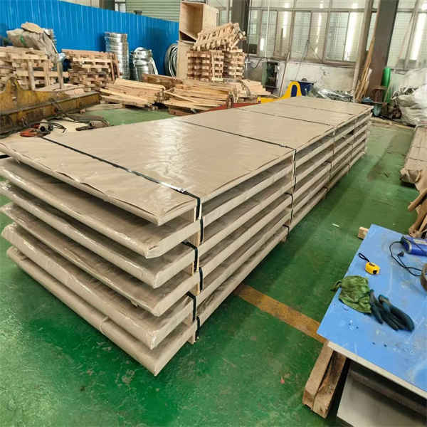 Rust-Resistant Mirror Finish Stainless Steel Sheet with High Corrosion Resistance for Architectural and Commercial Use