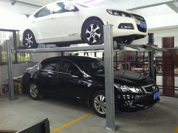 Electric Hydraulic Drive Simple Car Parking Lift 4 Post Auto Parking Lifter 1800mm/3600kg