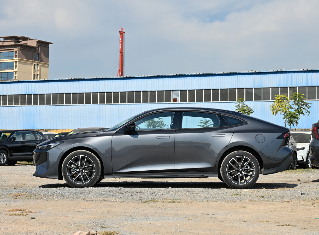 Changan Qiyuan A06 2023 Electric Car Level Sedan Energy type Battery Electric Vehicle