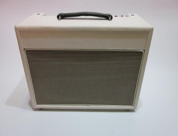 Vox Style All Tube Guitar Amplifier Combo 30W with ReverbGain, Fat Switch, Treble, Bass, Middle, Volume, Reverb