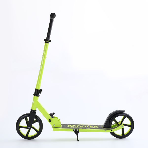 Aluminum Body Adult Kick Scooter with Adjustable Height and Comfortable Suspension