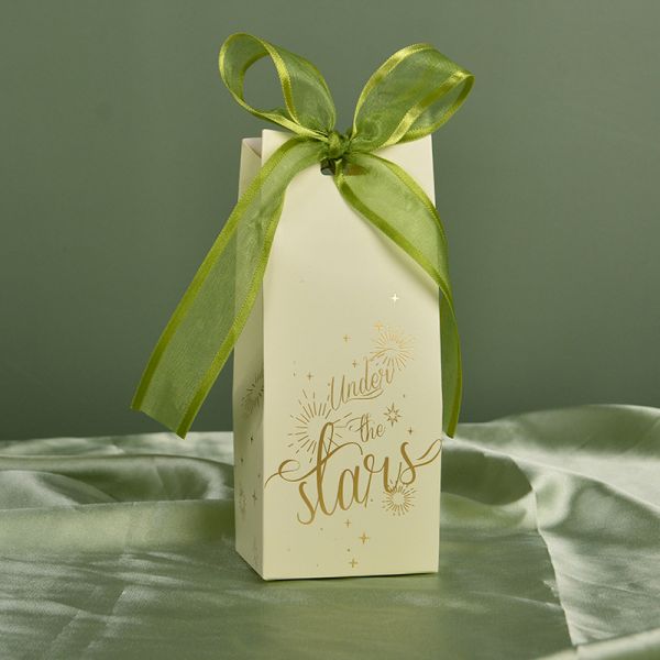 Pequeños invitados Dulces Botecas de regalo con cintas personalizadas