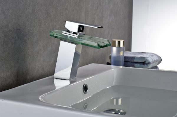 Hot And Cold Water Modern Bathroom Faucets , Brass Bathroom Faucets OEM And ODM