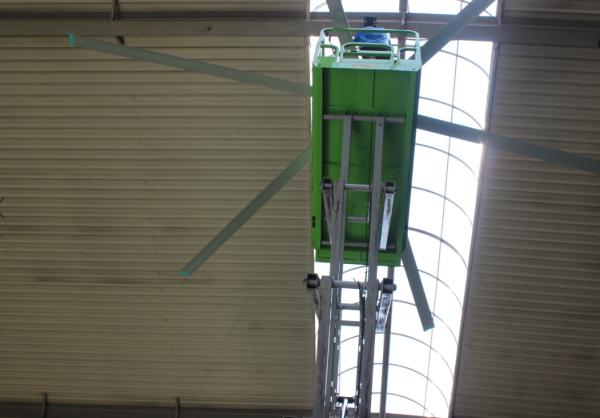 6m Scissor Lifts Mobile Aerial Platform , Mobile Lift Platform Green
