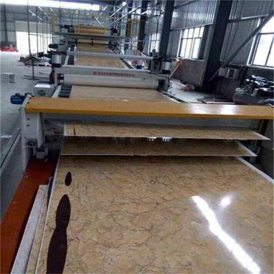 Linha de produção de placas ocas de PP personalizáveis com diâmetro de parafuso 65-120 mm