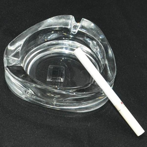 4.2 Inch Small Triangle Glass Cigarette Ashtray For Bar / Outdoor Patio