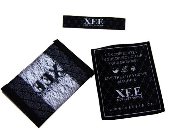 Customized design top quality polyester yarn woven lable for men\s clothes