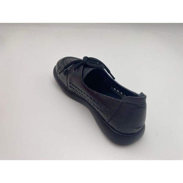 black breathable hollow lace-up comfortable women's shoes with soft soles