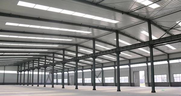 Fire Proof Stable Pre Engineered Buildings , H Beams Steel Frame Shed Easy To Install