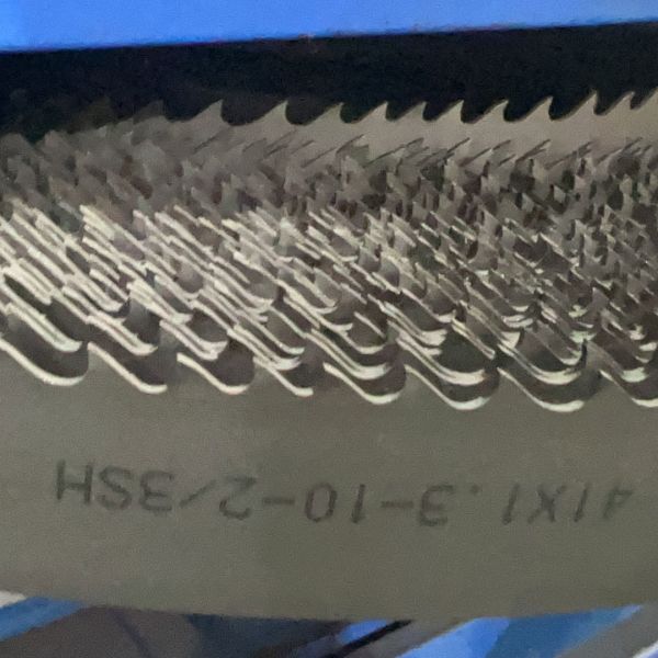 Metal Cutting Bimetal Band Saw Blades with 1 1/4IN Width and 15-30mm Arbor Size