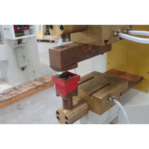 Медь Hwashi Dc сварочная машина для точек выпуклое котловое отверстие