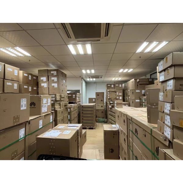 S5735-S24T4XE-V2 24 Port PoE Gigabit Switch Network Switch with 4 x 10 GE SFP Ports and 2 x 12GE Stack Ports