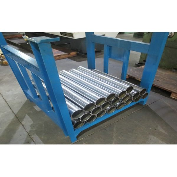 High Durability Seamless Steel Pipe , Straight Large SS 304 Seamless Pipe