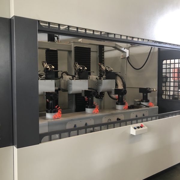 Multiple Stations Sanitary Fittings Bathroom Faucets Polishing Machine Stainless Steel Buffing Equipment