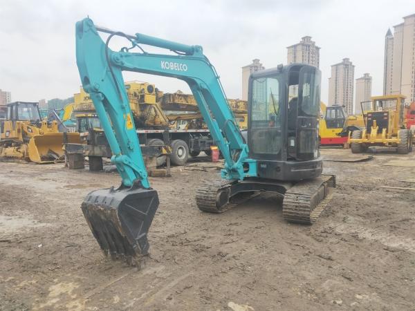                  Origin Japan Mini Digger Kobelco Sk55sr with Low Hours, Used Kobelco MIDI Track Excavator Sk55 Sk60 Sk70 Sk75 on Promotion.             