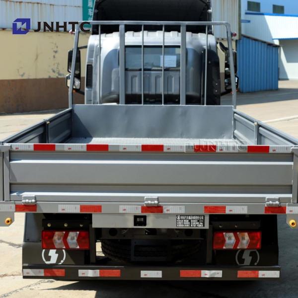 China Shacman Light Fence Cargo Truck E9 4X2 150HP 3.5 Ton 5 Ton  Good Price