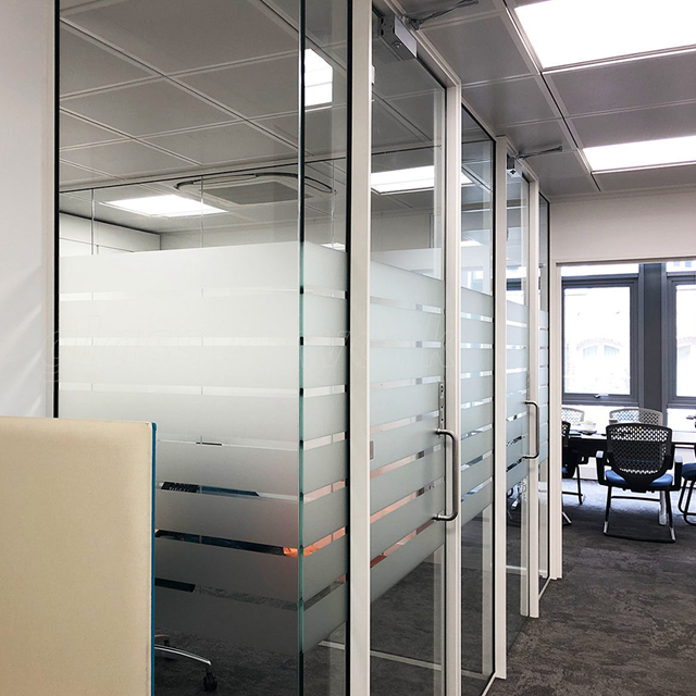 Стена разделов офисной мебели стеклянного экрана рассекателя передвижная для гостиницы 5 звезд