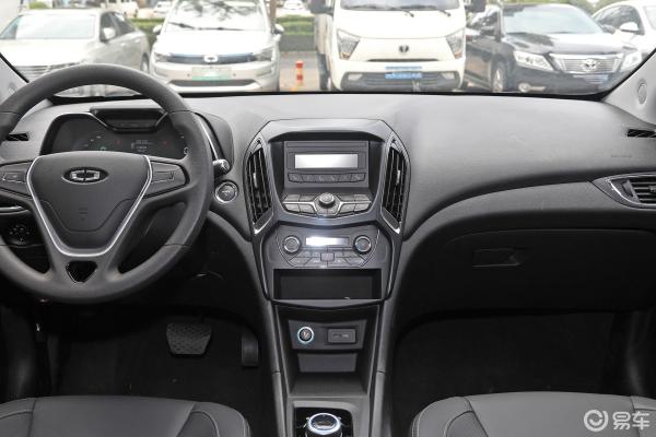 Hot Sales Model Five Door China Electric Cars 4 Seats Electric Vehicles From China