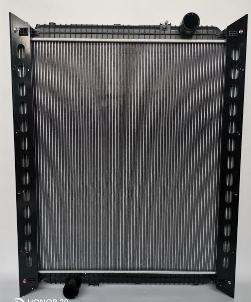 WG9725530270 Haowo Diesel Truck Radiators Plastic Aluminum Material