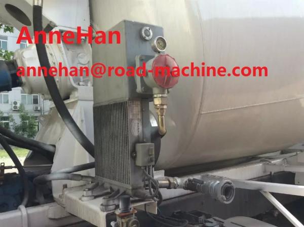 HOWO Sinotruk Concrete Mixer Trucks 8cbm 6x4  371 hp 20-60 ton  With Italy Motor And Pump